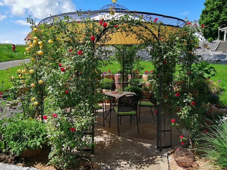 Sitzecke im Garten gestalten – Tipps für Ihre Wohlfühloase