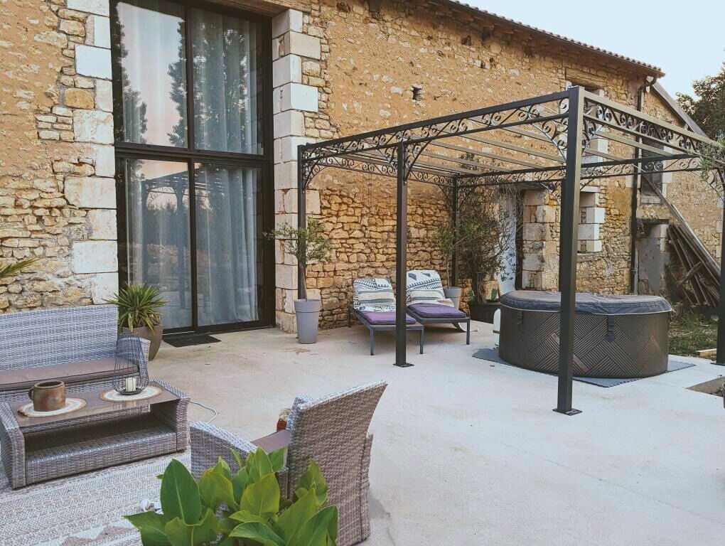Pergola als Poolüberdachung